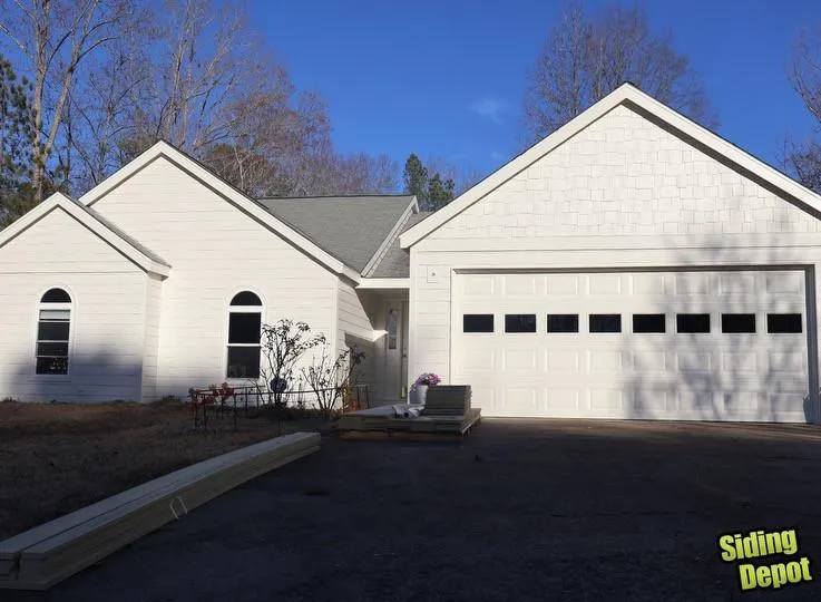 Beautiful home with new windows installed by Siding Depot